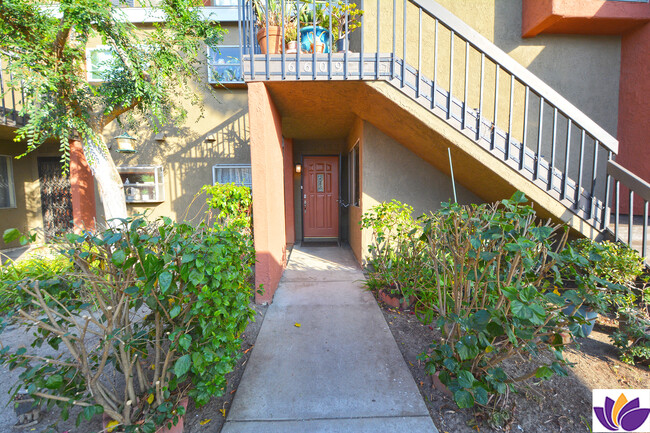 Building Photo - 6609 Caro St