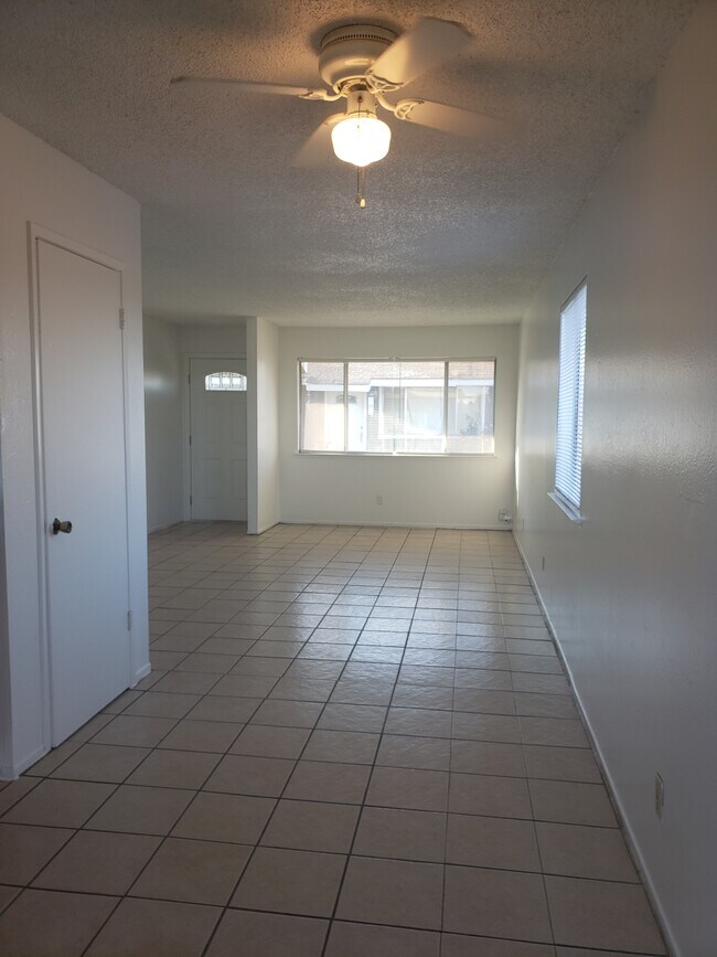 Living/Dining Areas - 6222 S Elm Ave