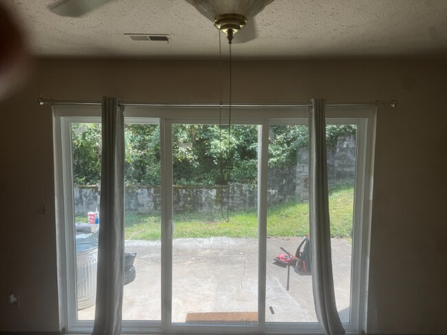 Foto del edificio - 2 Easy St