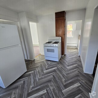 Building Photo - 31 Penobscot St