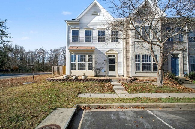 Foto del edificio - 5218 Drakes Ct