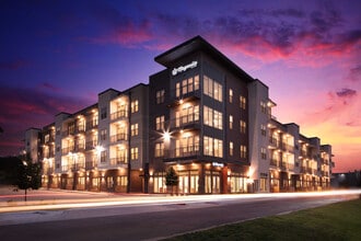 Building Photo - Magnolia Galleria