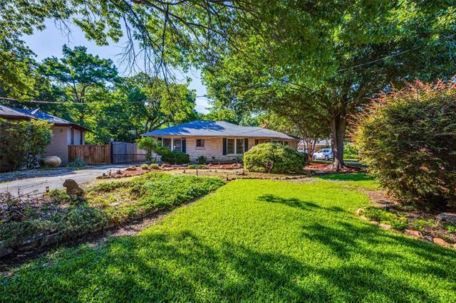 Foto principal - 2129 Elmwood Blvd