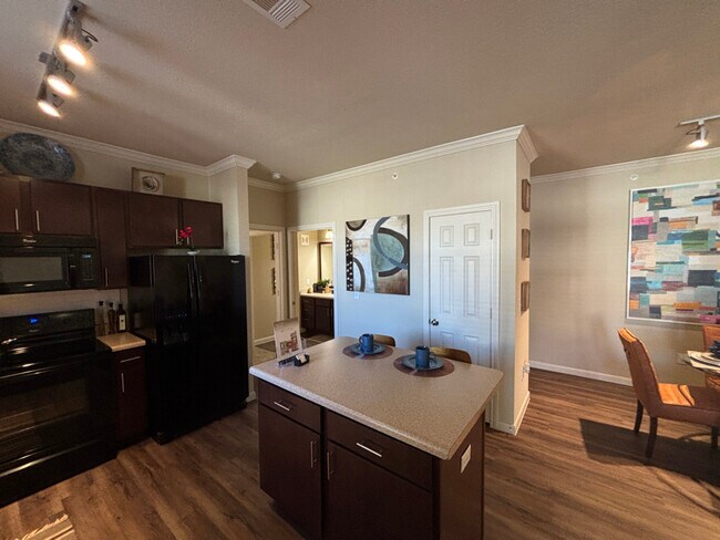 Foto del edificio - 1811 Medical Pkwy