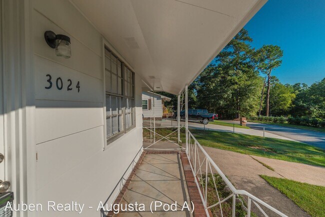 Building Photo - 4 br, 1.5 bath House - 3024 Clinton Road