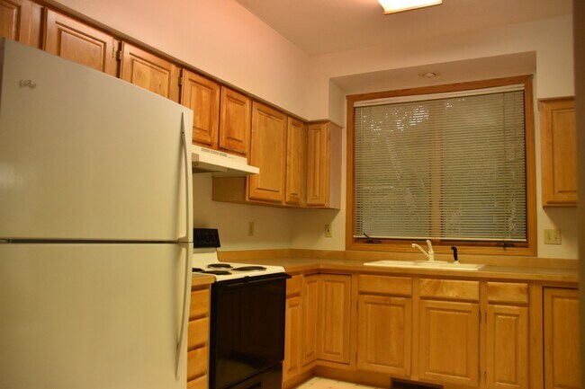 Foto del edificio - 3610 W Broadwater St
