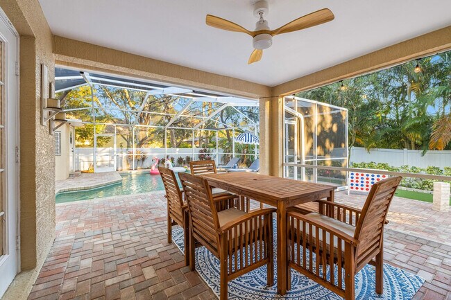 Foto del edificio - 13734 76th Ave N