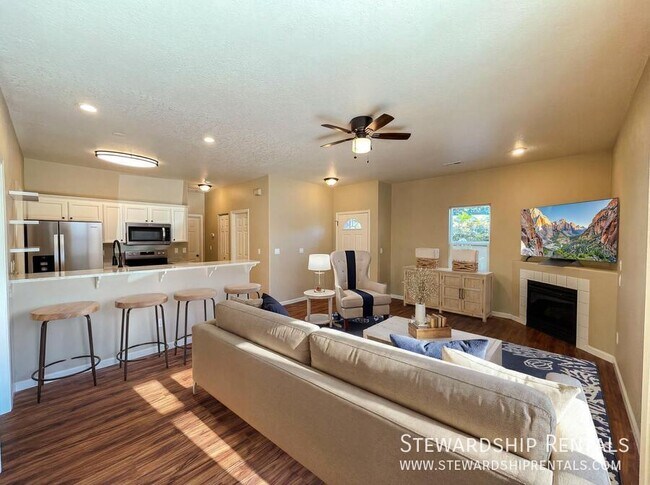 Foto del edificio - 618 Camden Ln