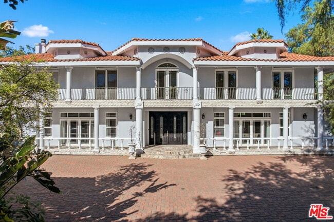 Foto del edificio - 23135 Dolorosa St