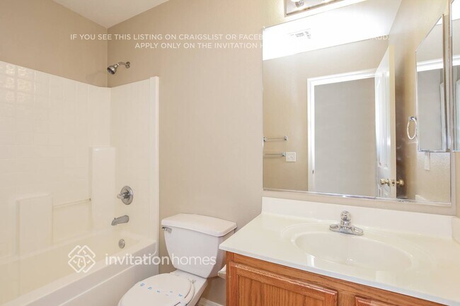 Foto del edificio - 11530 W Wethersfield Rd