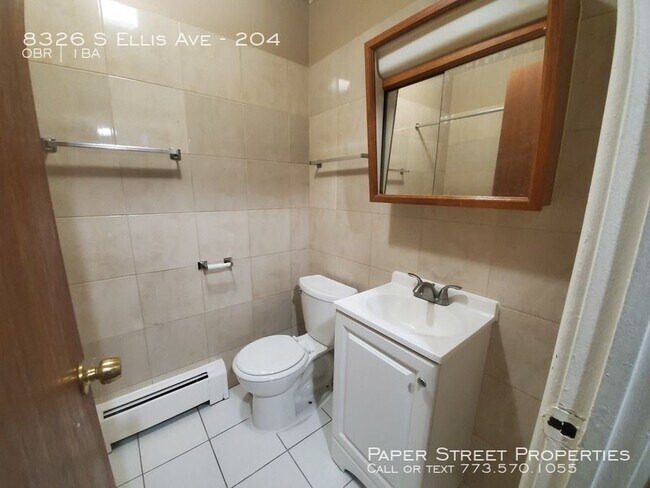 Building Photo - 8326 S Ellis Ave