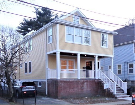 Primary Photo - 114 Milton St