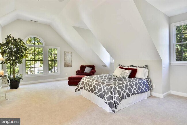 Foto del edificio - 5330 36th St N