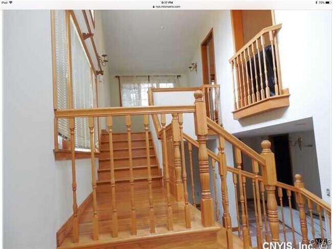 Building Photo - 210 Lincoln Park Dr