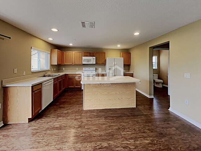 Building Photo - 12621 Oulton Circle