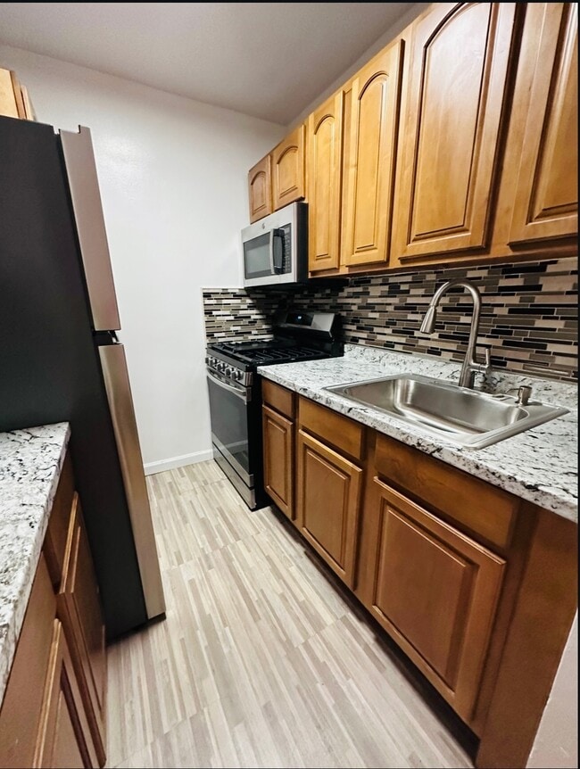 Foto del edificio - 210 Atlantic Ave