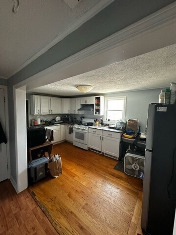 Primary Photo - 7 Shaw St