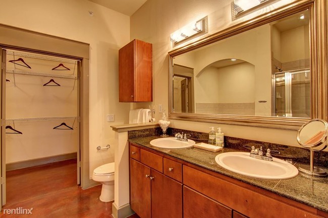 Foto del edificio - 3815 Westheimer Rd