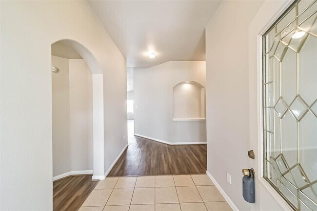 Foto del edificio - 9911 Driftwood Park Dr