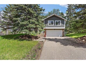 Building Photo - 1735 Walnut Ln