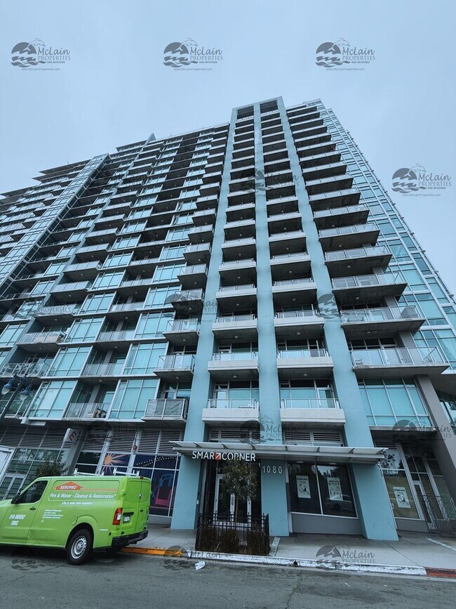 Foto del edificio - 1080 Park Blvd
