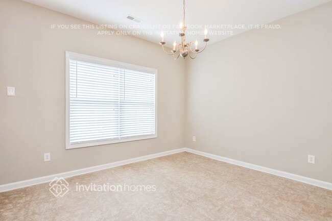 Building Photo - 1216 Heritage Manor Dr