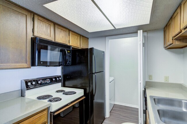 Foto del edificio - Peppertree Apartment Homes