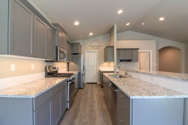 Building Photo - 3097 Duval Lp