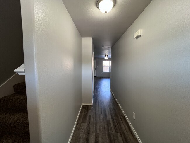 Foto del edificio - 3416 Itasca St