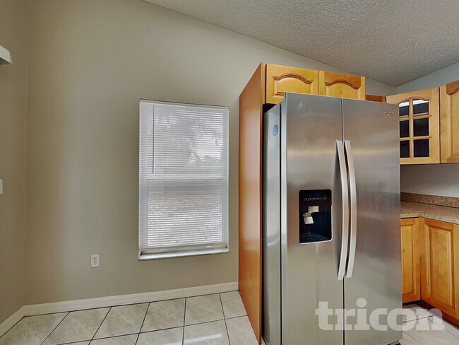 Foto del edificio - 914 Whisper Lake Dr
