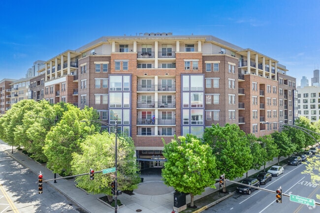 Building Photo - Larrabee Place at Parkside of Old Town