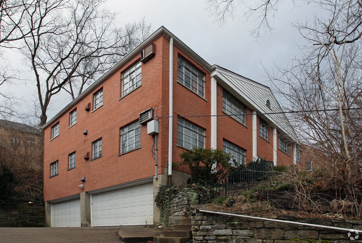 Primary Photo - 3519-3525 Linwood Ave