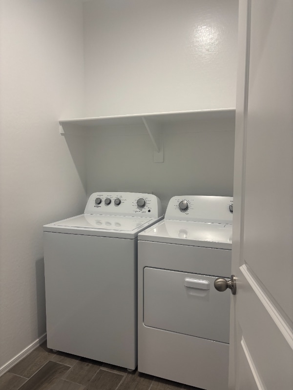 Building Photo - 28242 N Nealite Dr