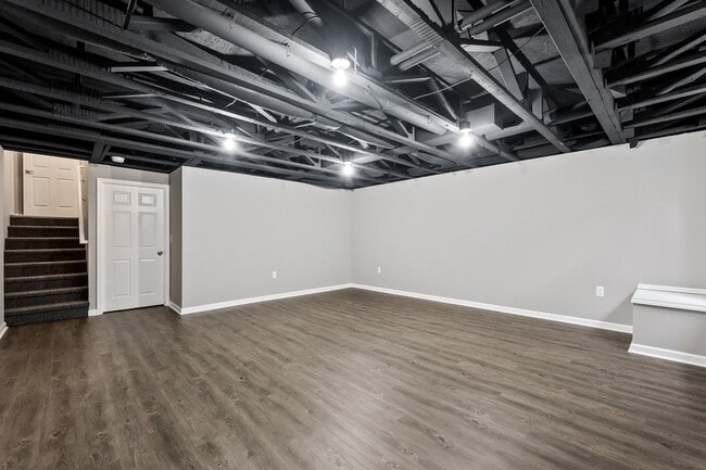 Building Photo - Baldwin Square Townhomes
