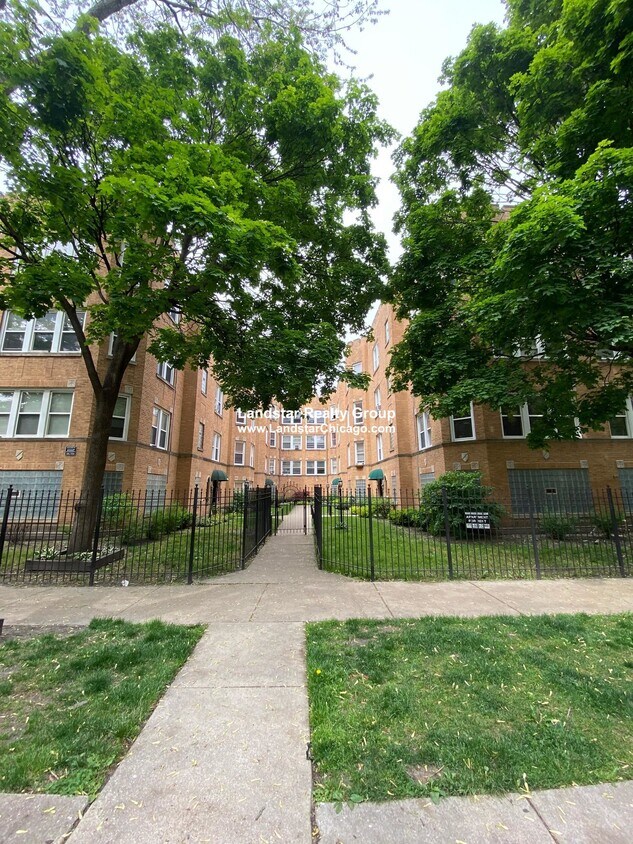 5030 N Springfield Ave Unit 3W, Chicago, IL 60625 Condo for Rent in