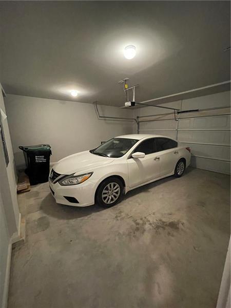 Building Photo - 2924 Weyhill Trl
