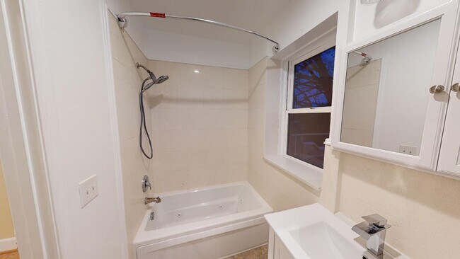 Foto del edificio - 5506 14th St NW