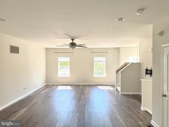 Building Photo - 312 Wilkinson Dr