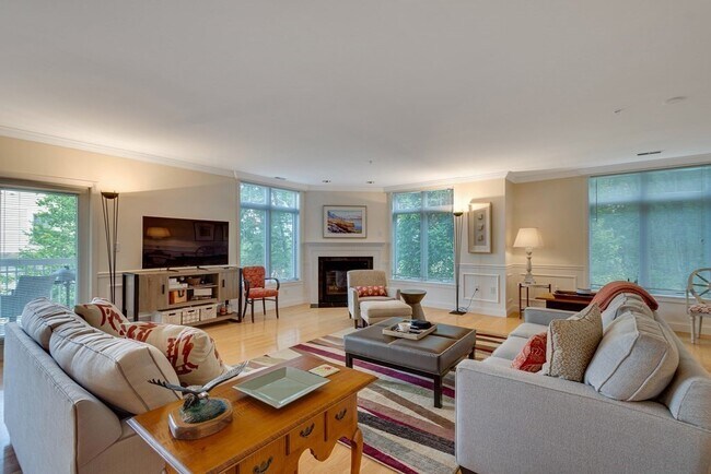 Foto del edificio - 20 Northwood Dr