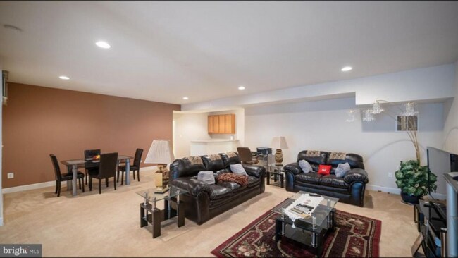 Foto del edificio - 12309 Cherry Branch Dr