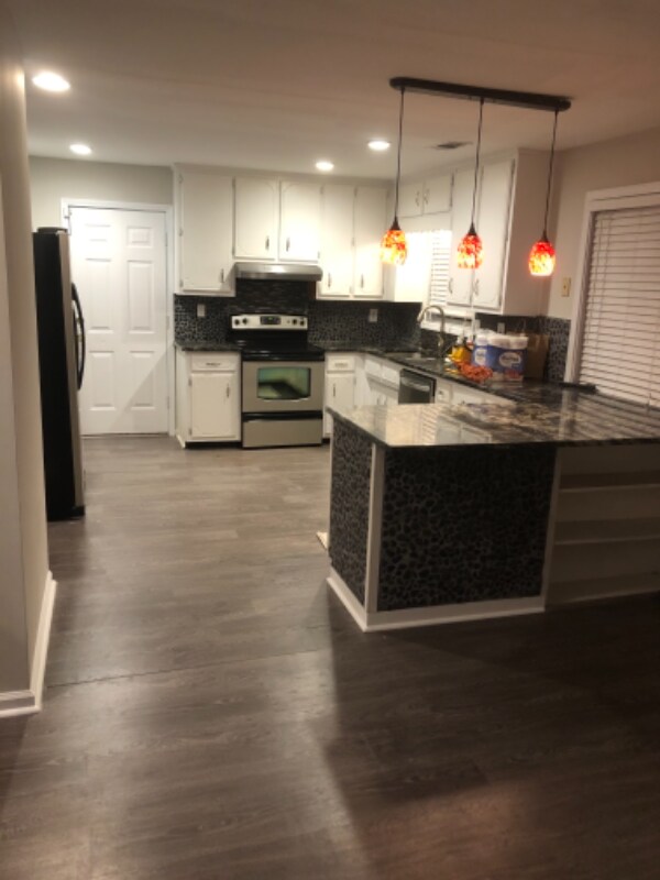 Foto del edificio - 1195 Brook Meadow Ct