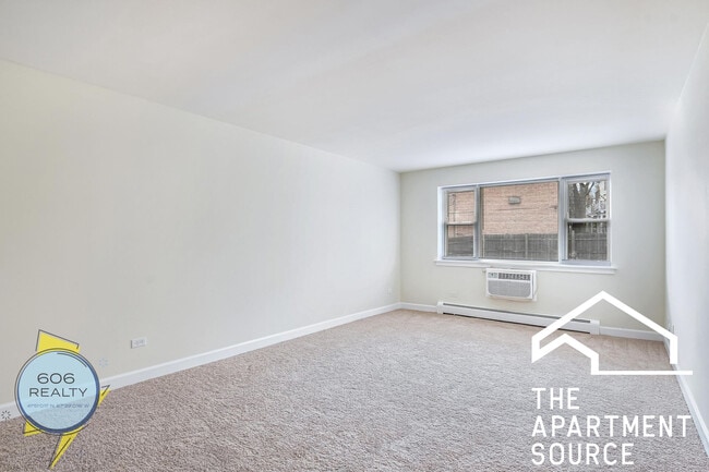 Building Photo - 1039 College Ave