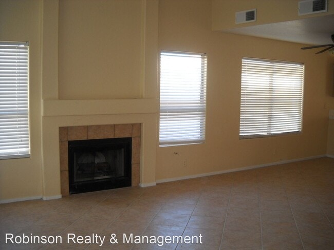 Building Photo - 3 br, 2.5 bath House - 233 Night Fall Terrace