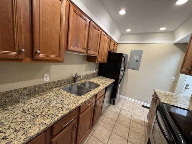 Foto del edificio - 5025 Hillsboro Pike