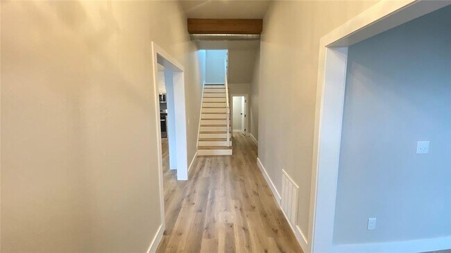 Foto del edificio - Remodeled 5 bedroom home in Mcloud!