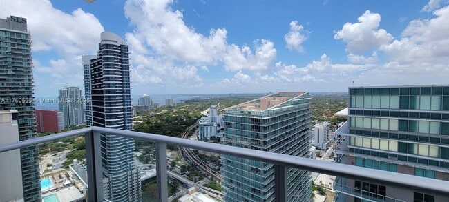 Foto del edificio - 1100S S Miami Ave