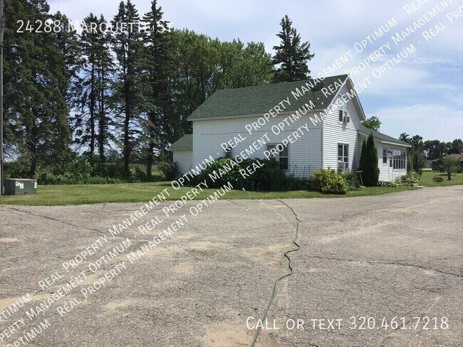 Foto del edificio - 24288 Marquette St