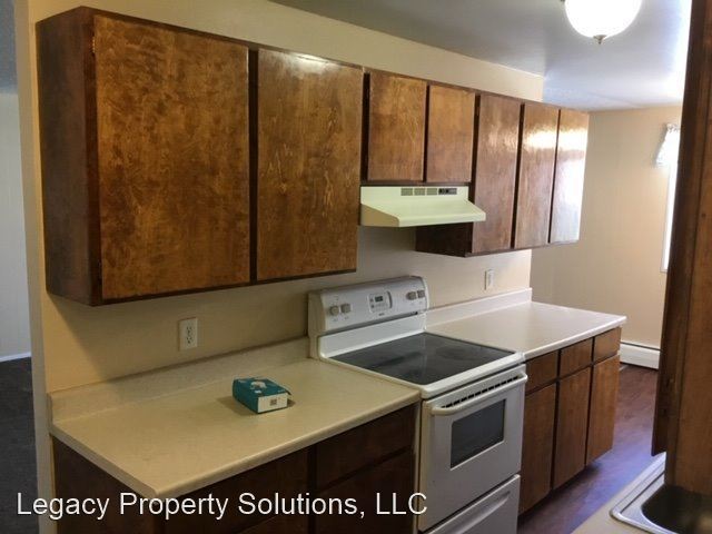 Foto principal - 415 E St