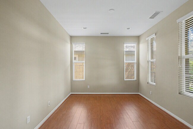 Building Photo - 60177 Angora Ct