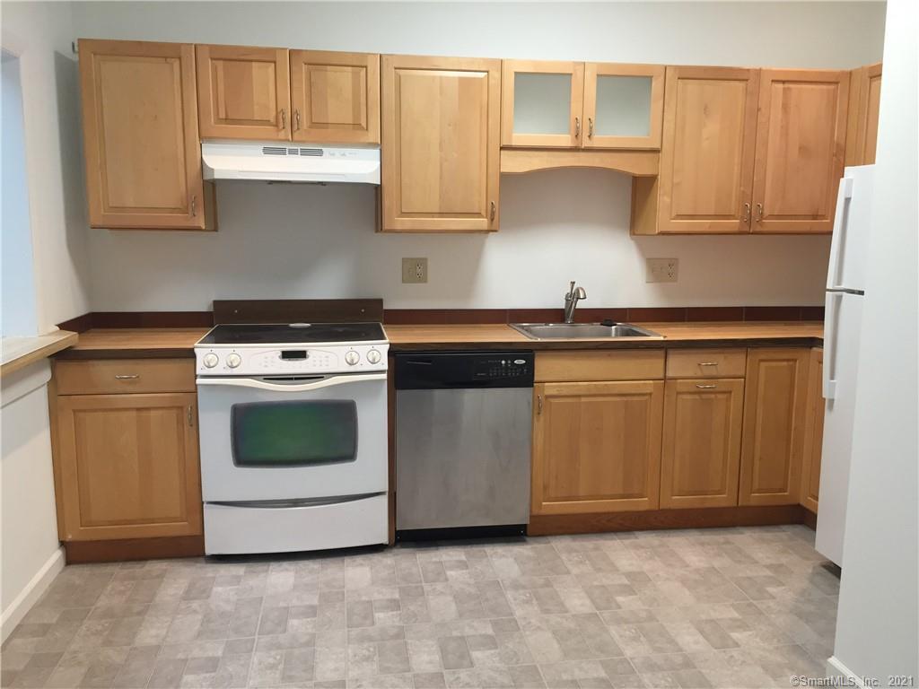 Foto principal - 1332 Dixwell Ave